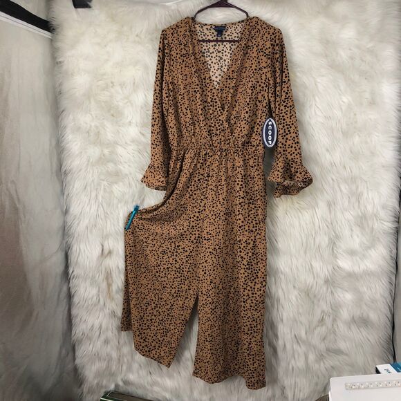 NWT Women’s Faux Wrap Jumpsuit, Leopard Print, Lightweight Poly, Wide Leg SZ M - Picture 1 of 9